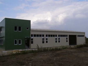 TRGOVAČKI CENTAR TRSTENJAČKI